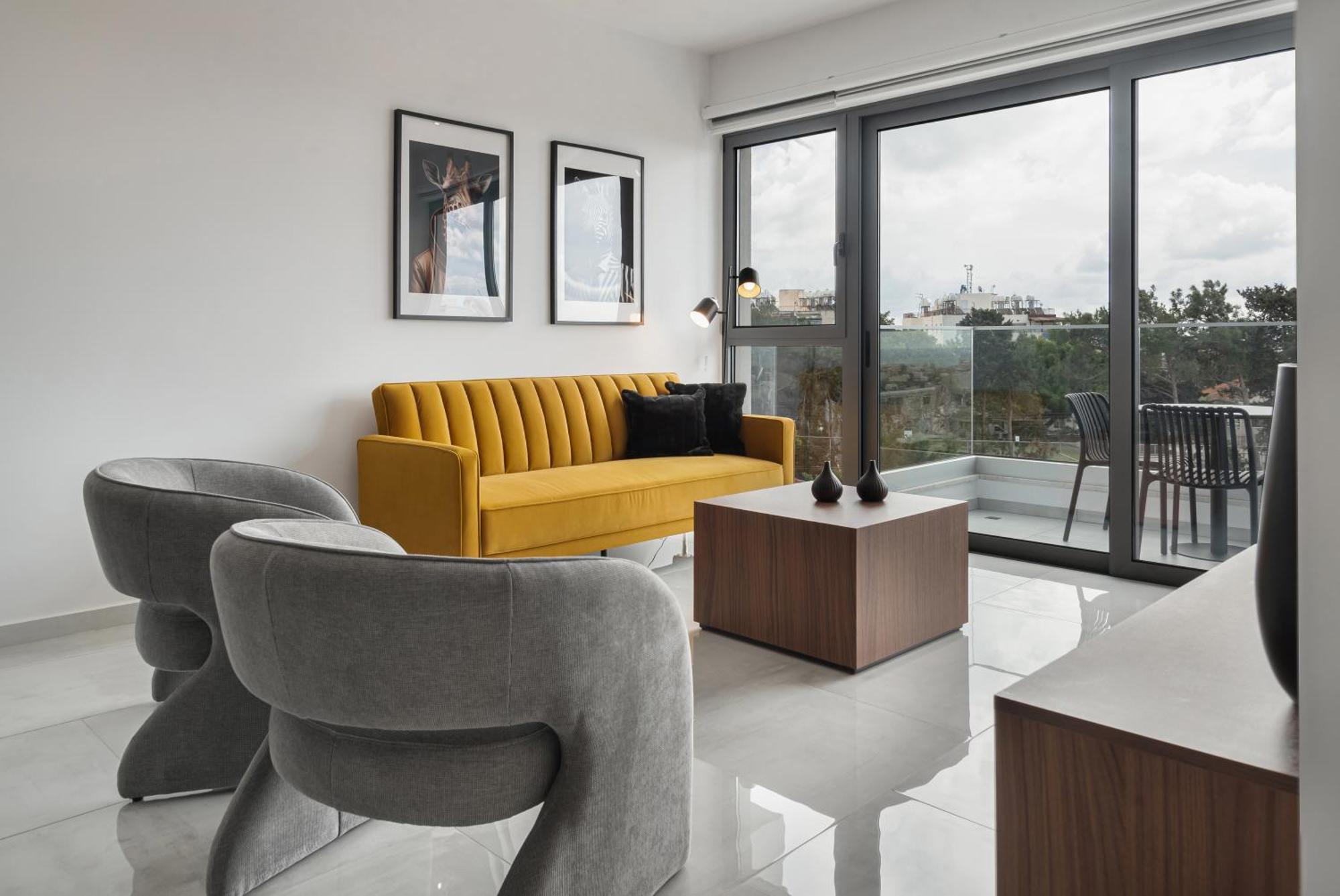 Apartament Phaedrus Living Noir *